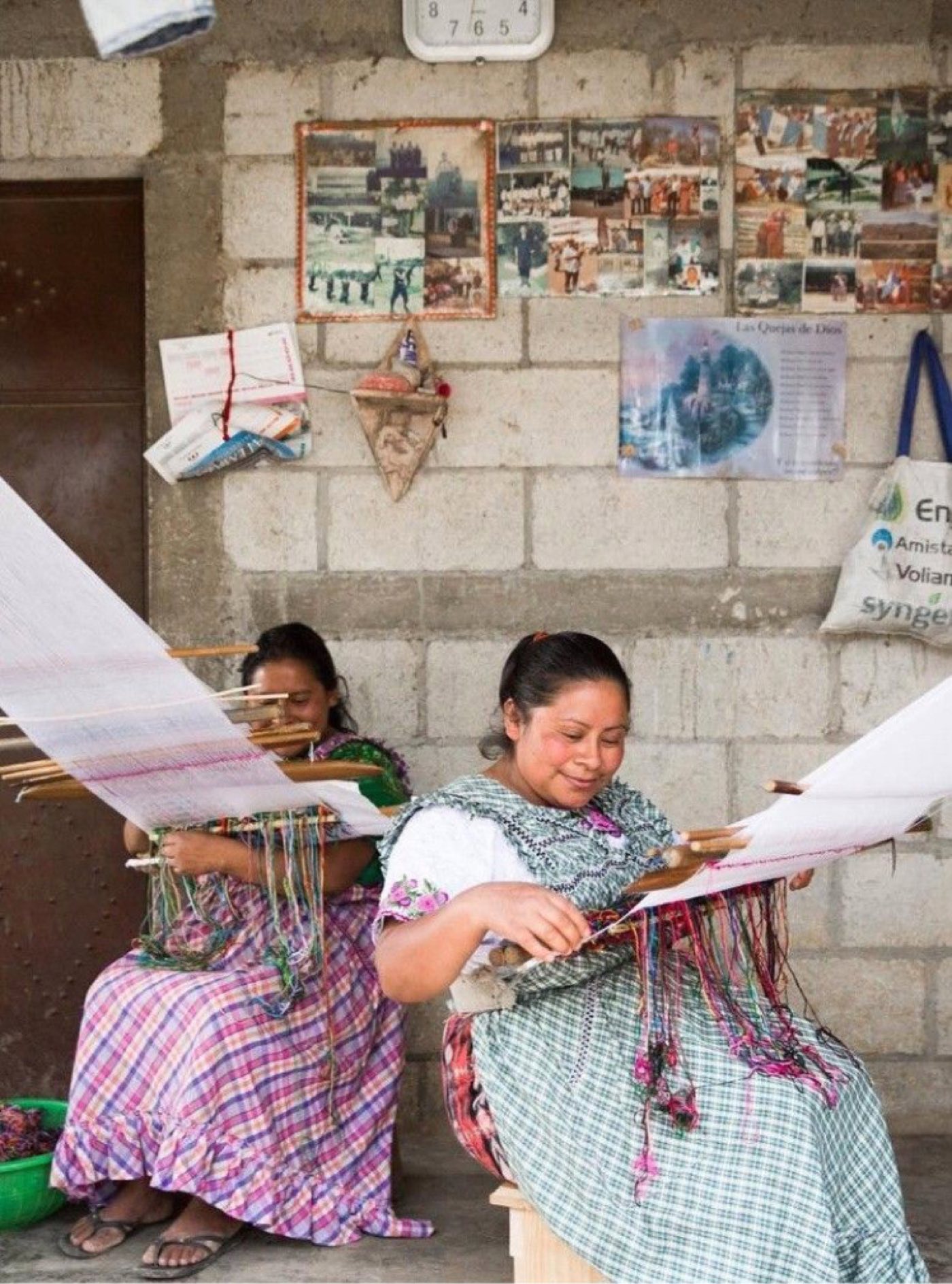 Women of Iquique